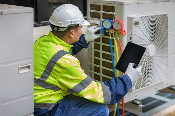 Professional Ac Installation technician working in Mackey, IN